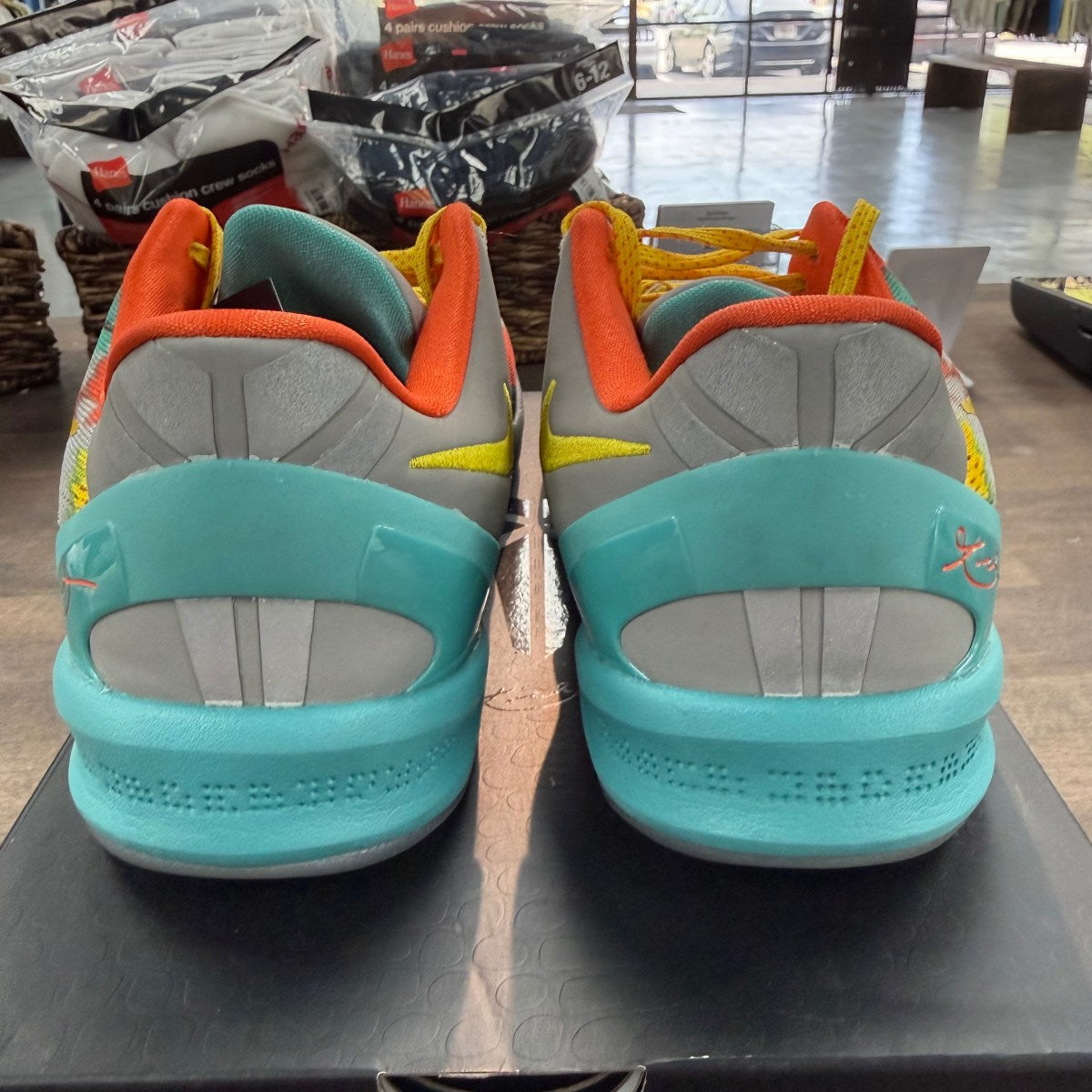 Nike Kobe 8 Protro Venice Beach (2024) (GS) - Image 4