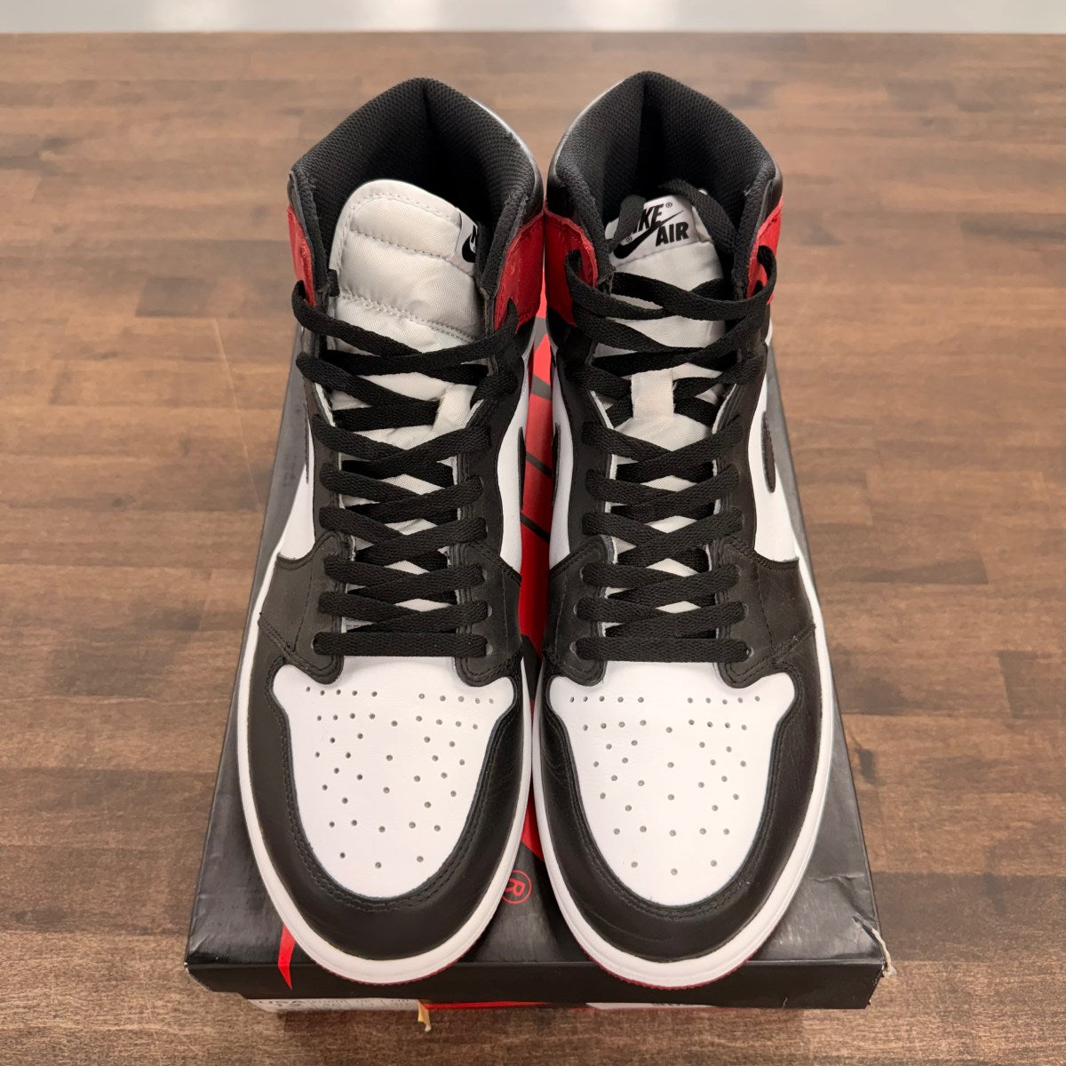 Jordan 1 Retro Black Toe (2016) - Image 2