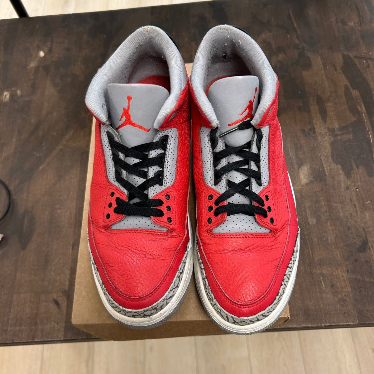 Jordan 3 Retro SE Unite Size 12 (Pre-Owned) - Image 2