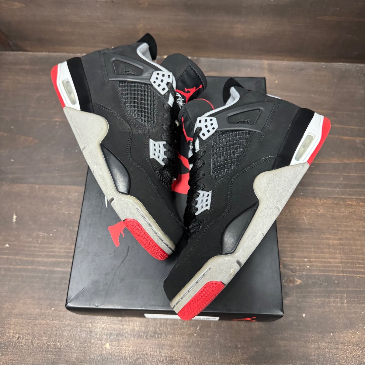 Jordan 4 Retro Bred (2019) Size 9 (Pre-Owned) - back