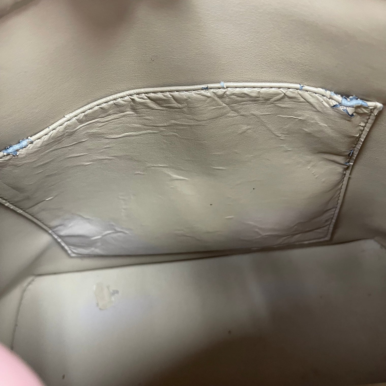 Louis Vuitton Monogram Vernis Yellow Handbag (USED)