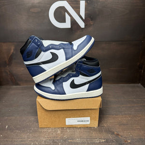 Jordan 1 Retro High OG Midnight Navy Size 5 - front