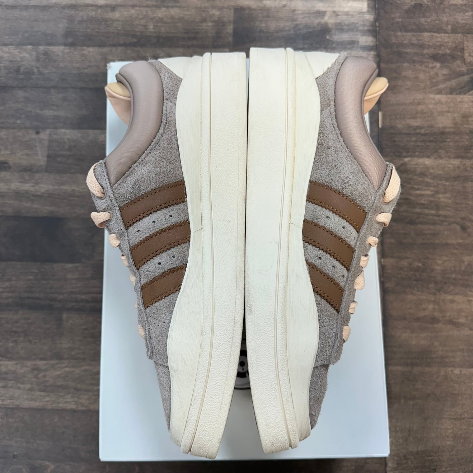 Bad Bunny Chalky Brown adidas Campus Light (USED)