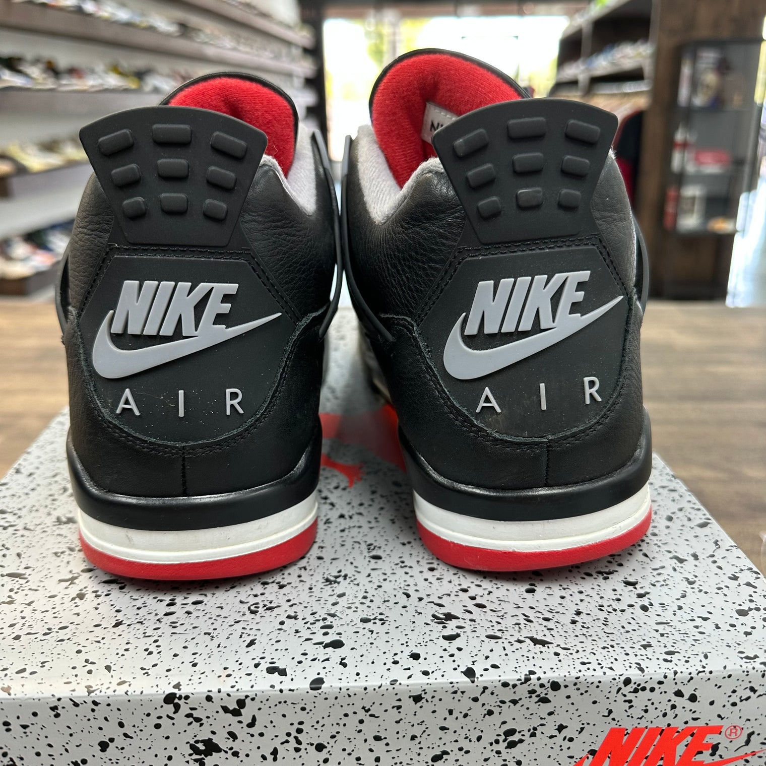Jordan 4 Retro Bred Reimagined (Used)