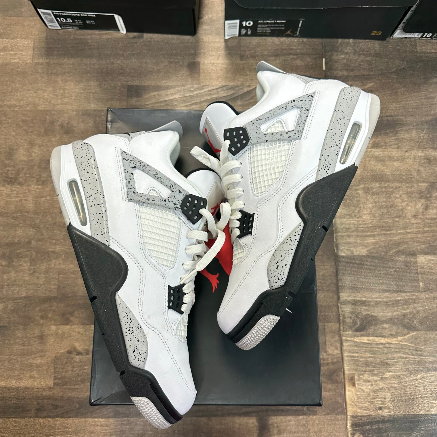 White Cement Jordan 4 Retro (2016) (USED)
