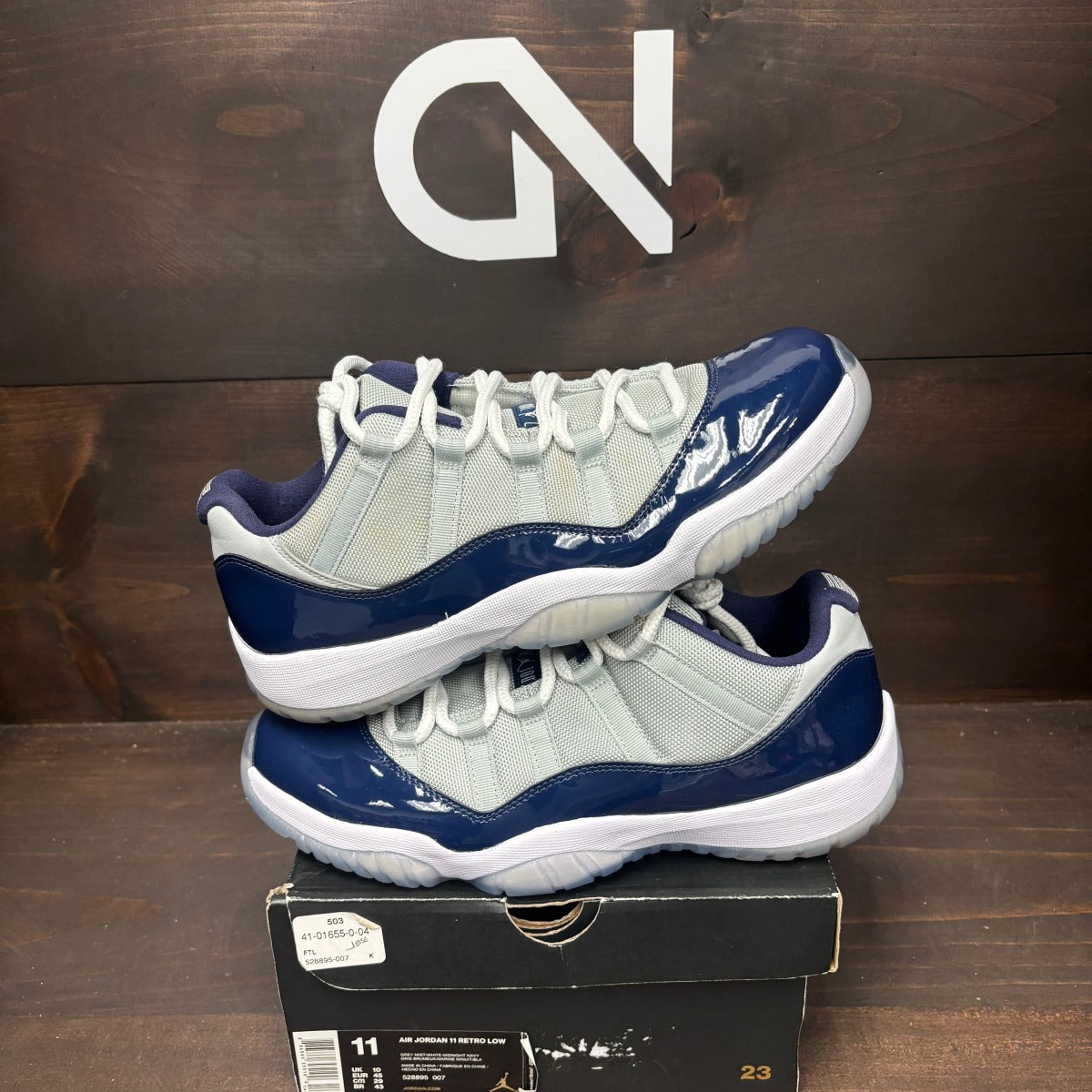 Jordan 11 Retro Low Georgetown - Image 1