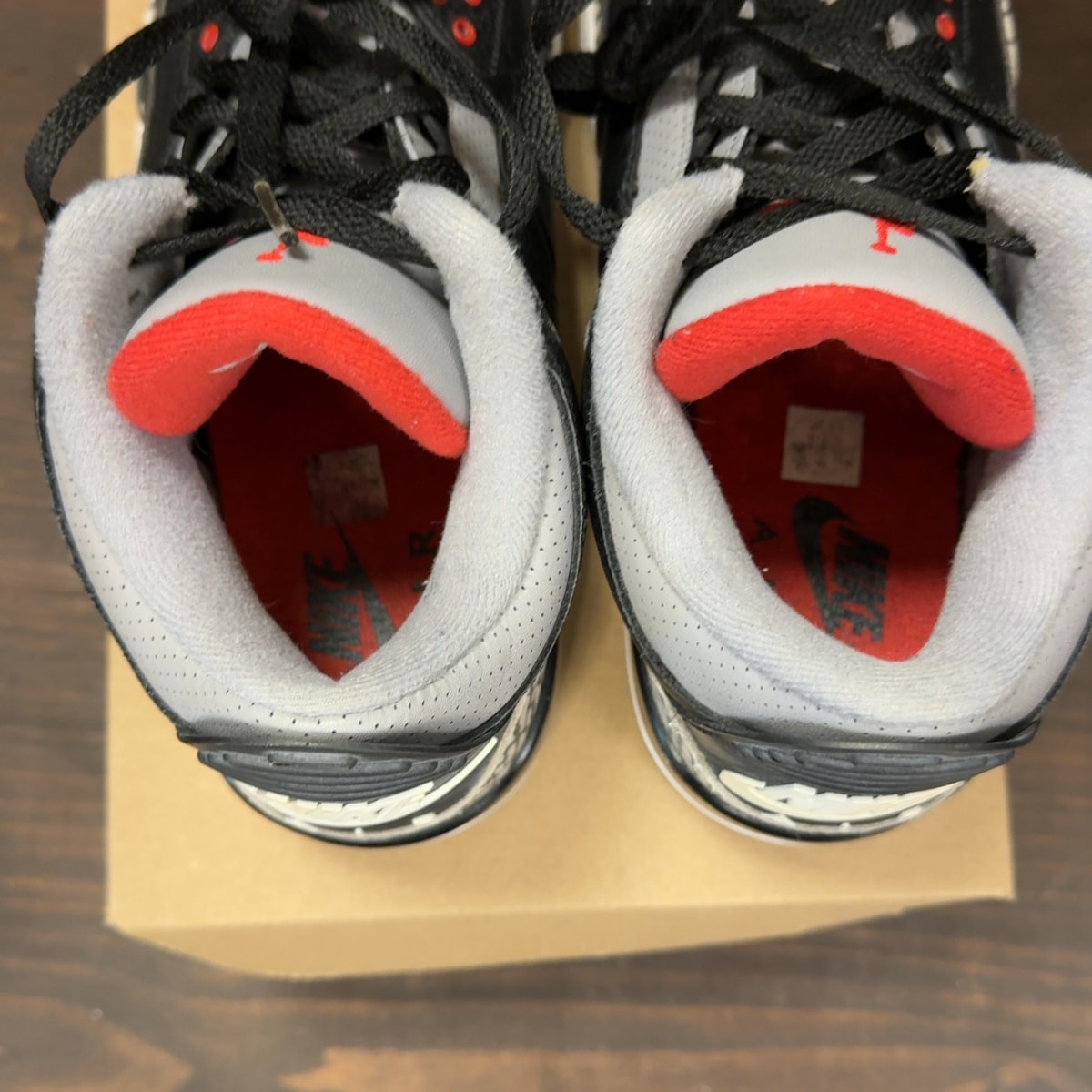 Jordan 3 Retro Black Cement (2018) Size 9.5 (Pre-Owned) - Image 6
