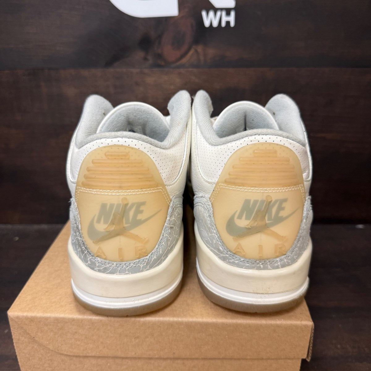 Jordan 3 Retro Craft Ivory Size 11 (Pre-Owned) - Image 3