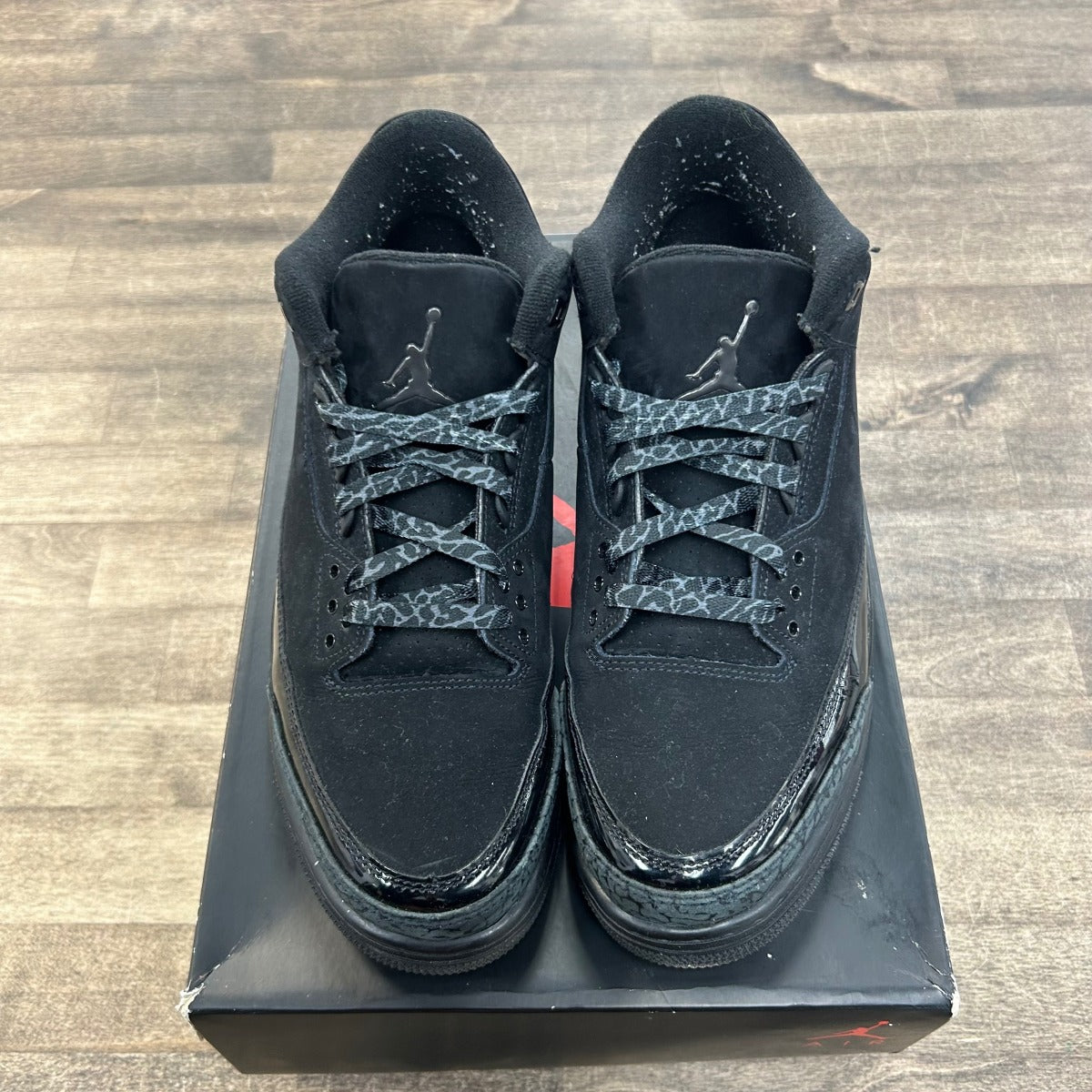 Jordan 3 Retro Black Cat (2025) Size 9 (Pre-Owned) - Image 2