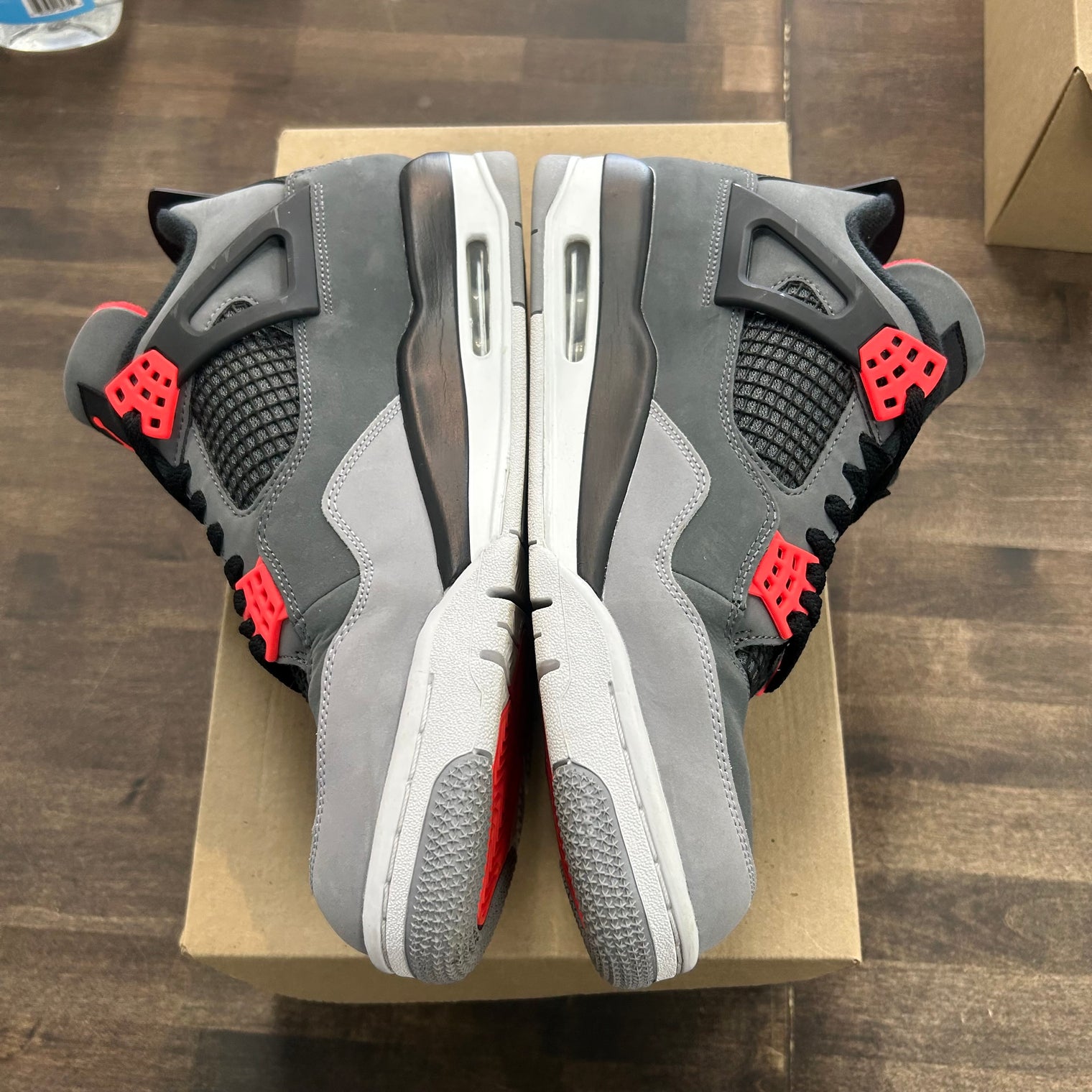 Infrared Jordan 4 Retro (USED, No Box)