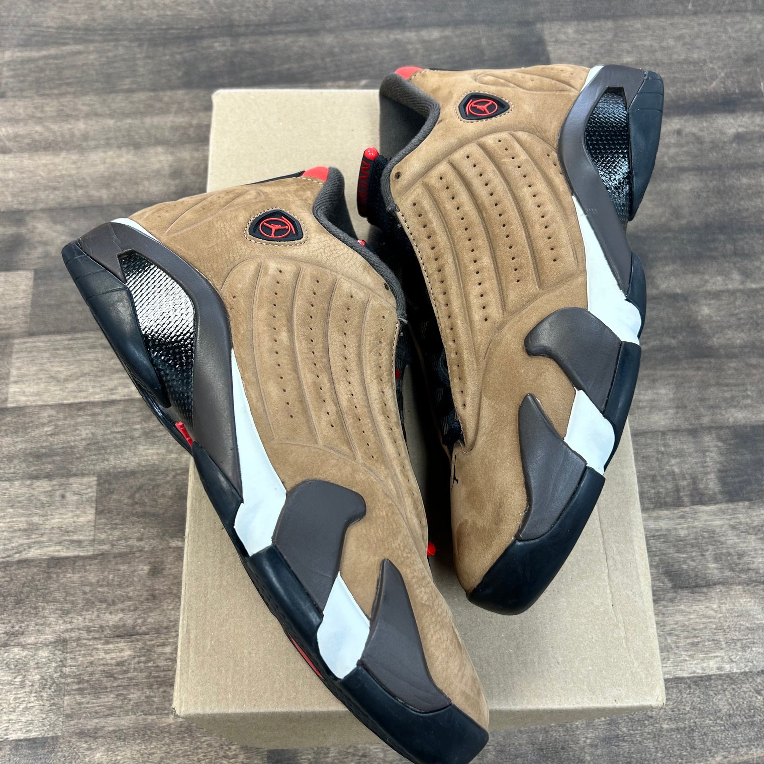 Winterized Archaeo Brown Jordan 14 (USED, No Box)