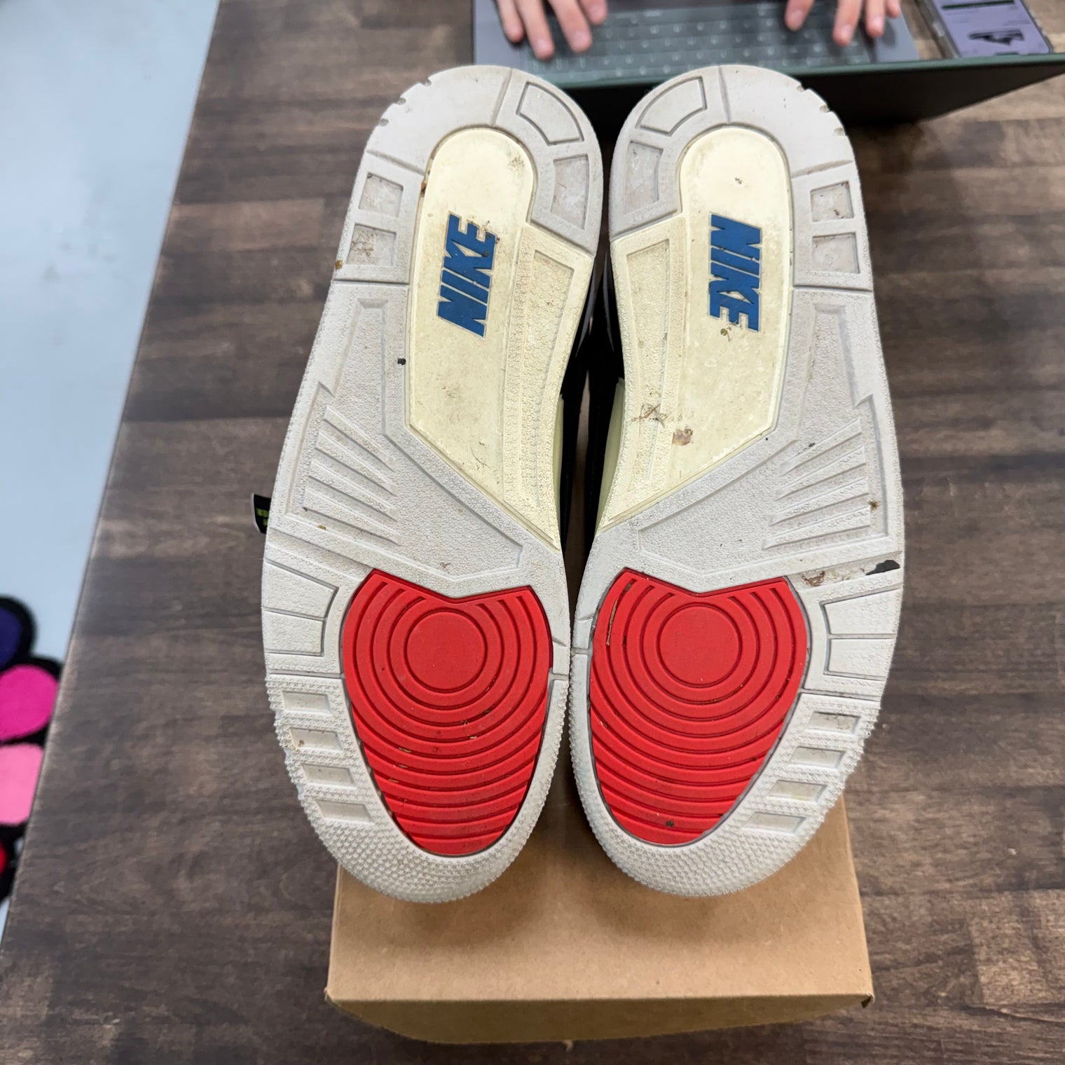 Rare Air Jordan 3 Retro (USED, No Box)