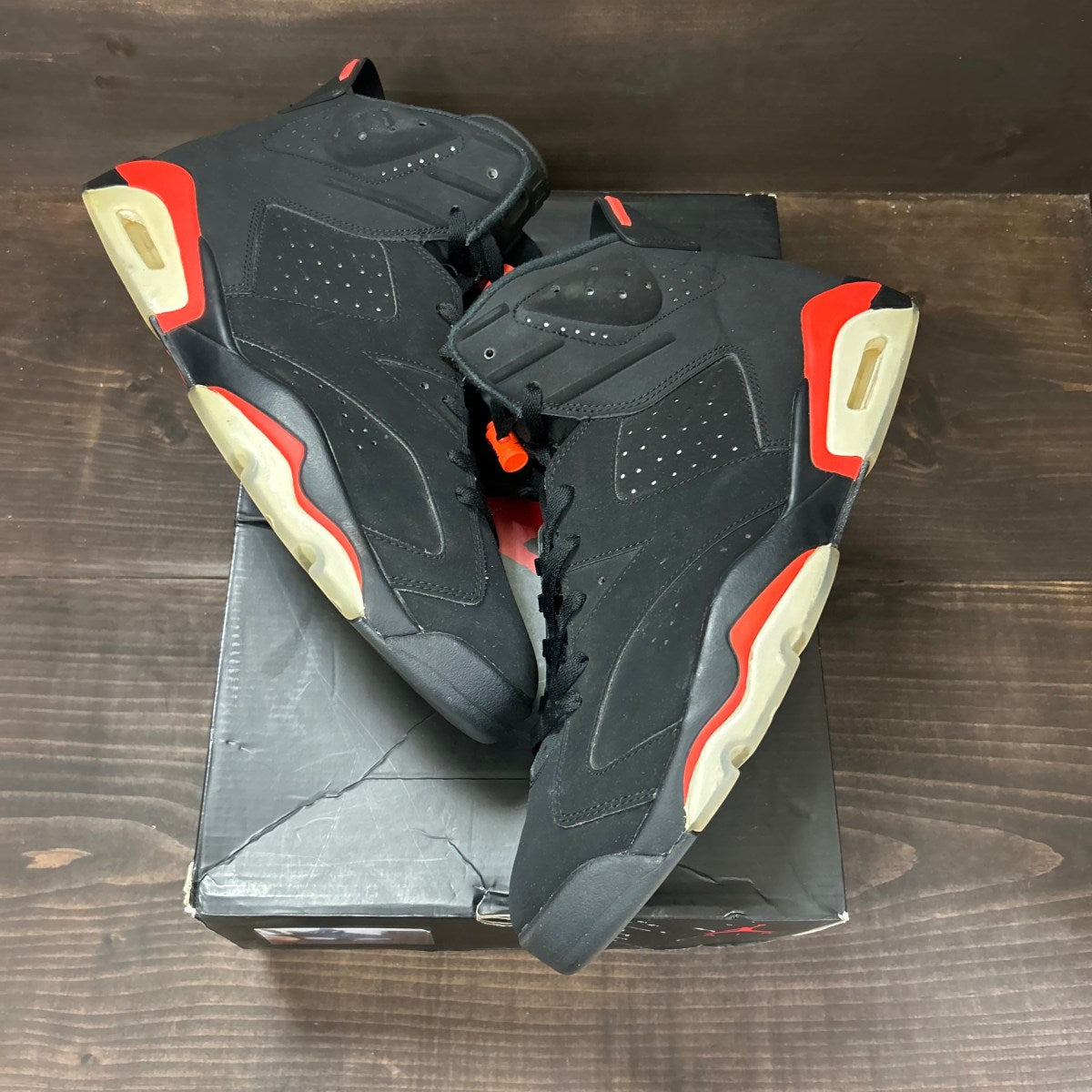 Jordan 6 Retro Black Infrared (2019) - Image 2