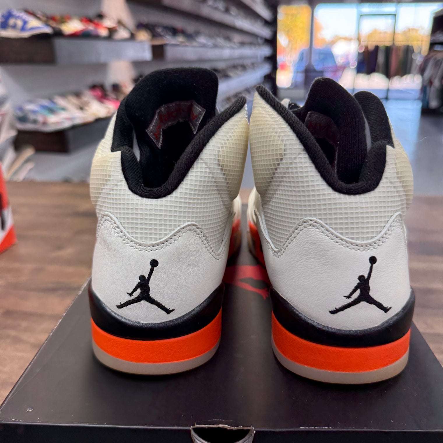 Shattered Backboard Jordan 5 Retro (USED)