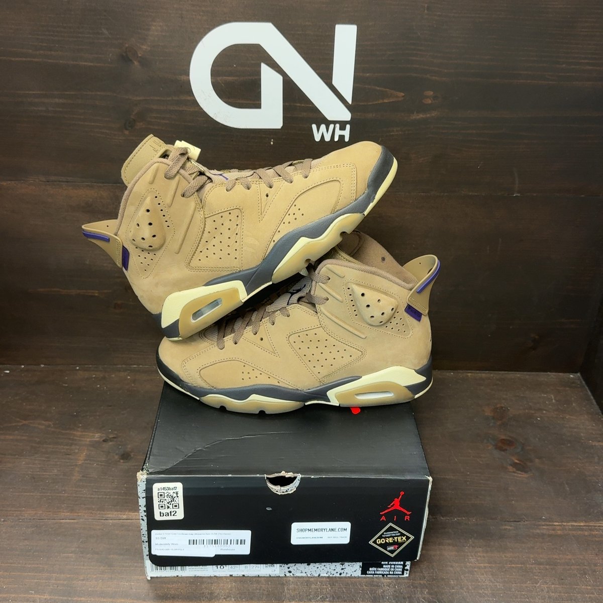 Jordan 6 Retro Gore-Tex Brown Kelp (Women's) Size 10.5W (Pre-Owned) - front