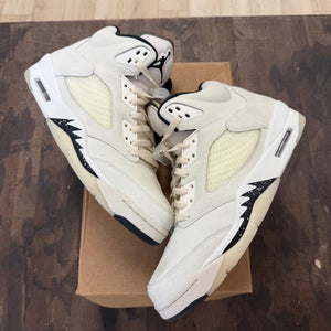 Jordan 5 Retro SE Sail Size 12 (Pre-Owned) - Image 1