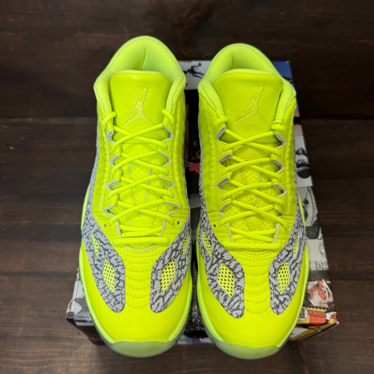 Jordan 11 Retro Low IE Volt - Image 2