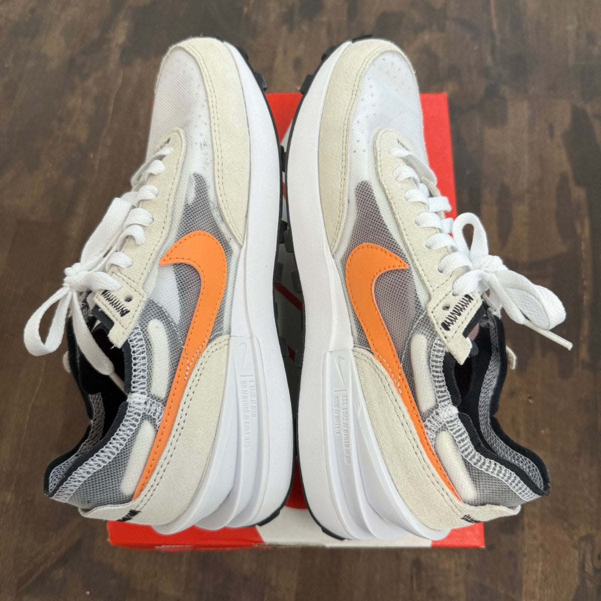 Nike Waffle One White Orange Trace Size 6 (Pre-Owned) - Image 4
