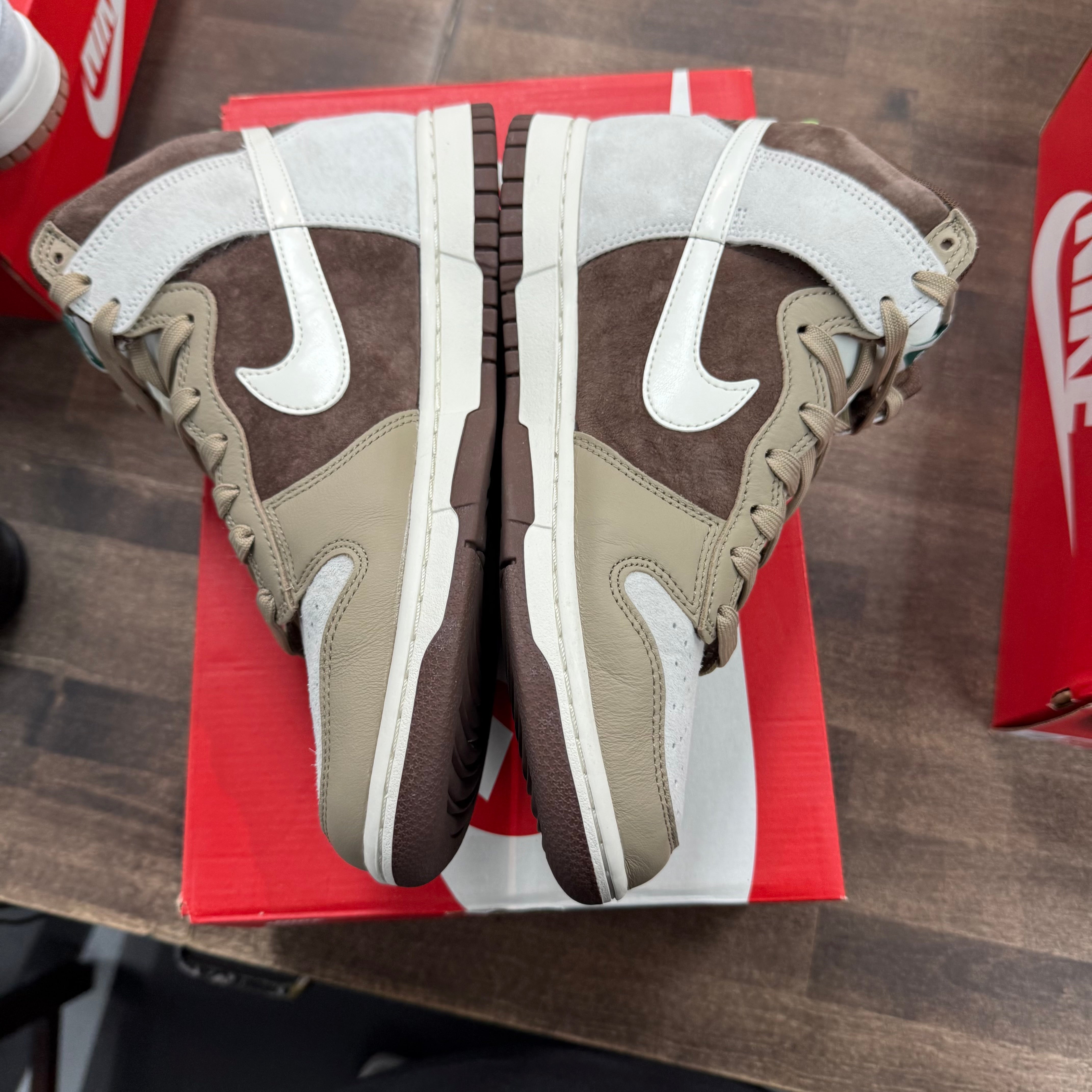 Nike Dunk High Light Chocolate (Men's) (US 8) (Lightly Worn) Size 8 (Pre-Owned) - Image 3