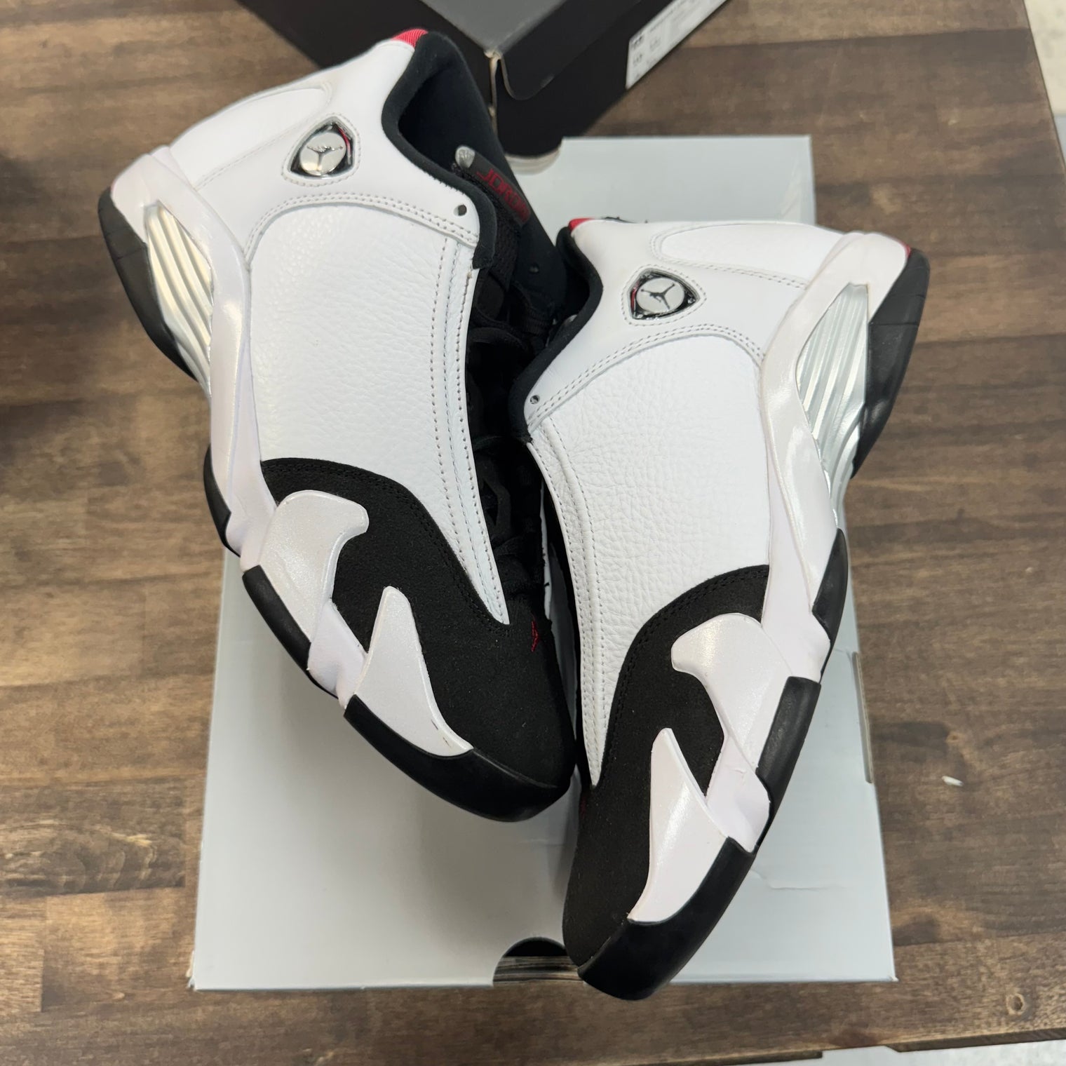 Black Toe Jordan 14 Retro (USED)