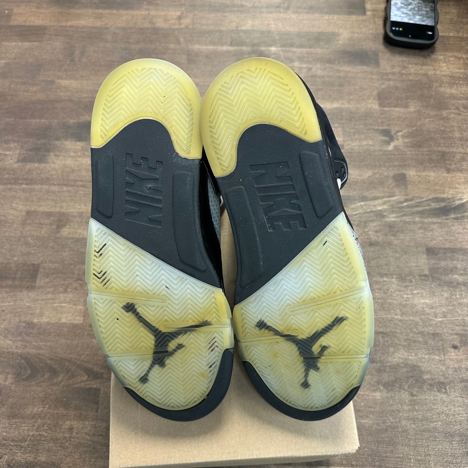 Black Metallic Jordan 5 2025 (USED, No Box)