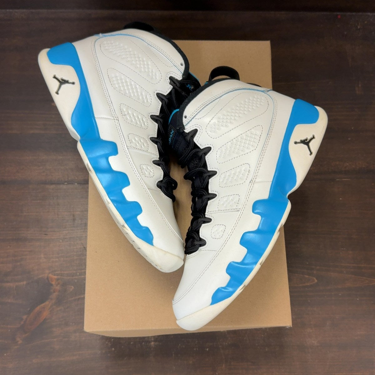 Jordan 9 Retro Powder Blue (2024) Size 7.5 (Pre-Owned) - Image 2