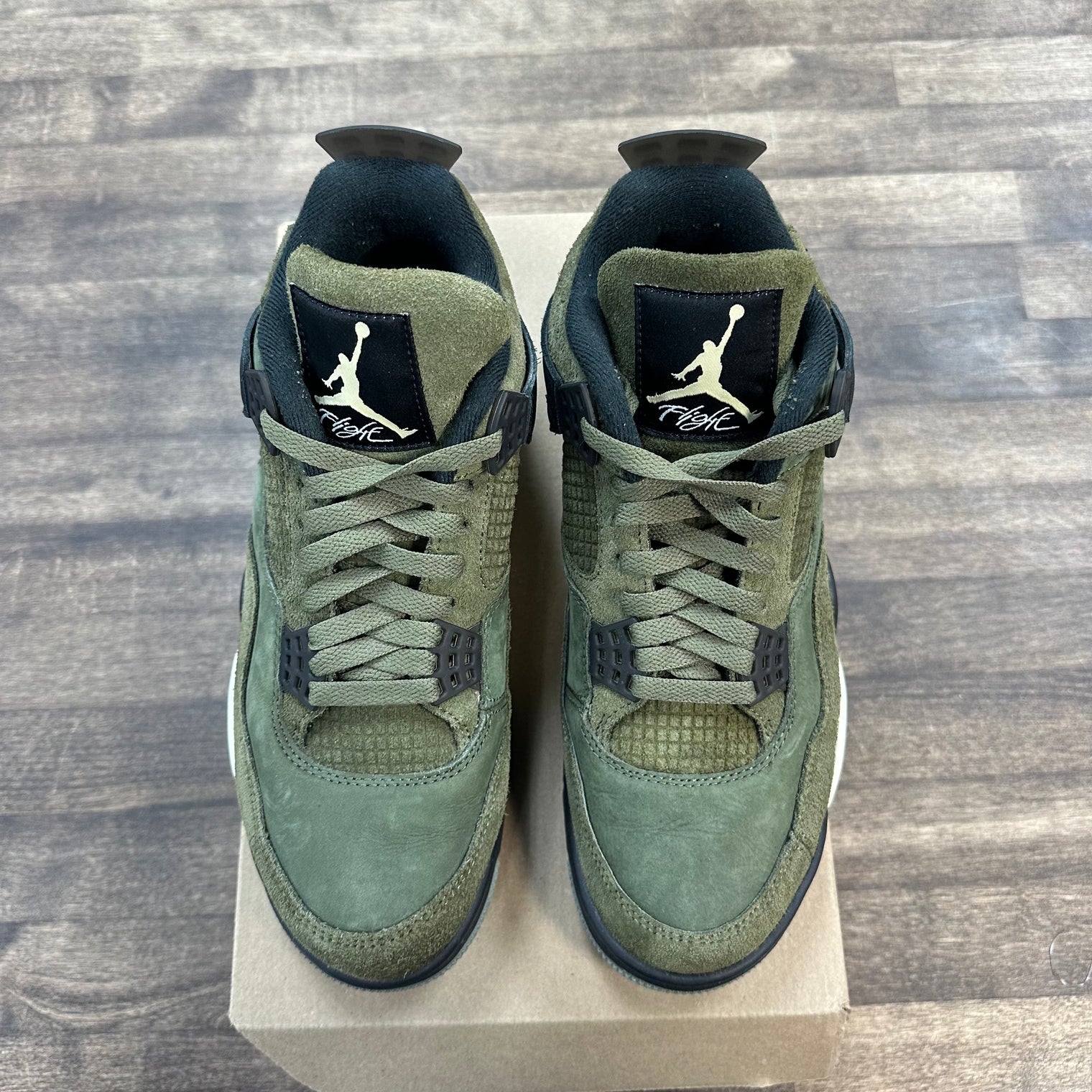 Craft Medium Olive Jordan 4 Retro (USED, No Box)
