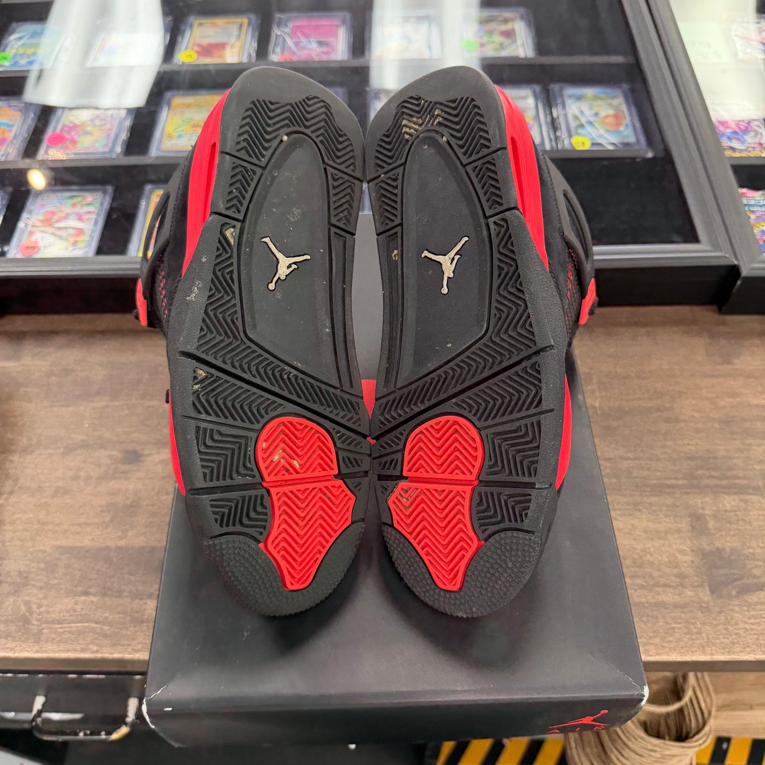 Red Thunder Jordan 4 Retro (USED)