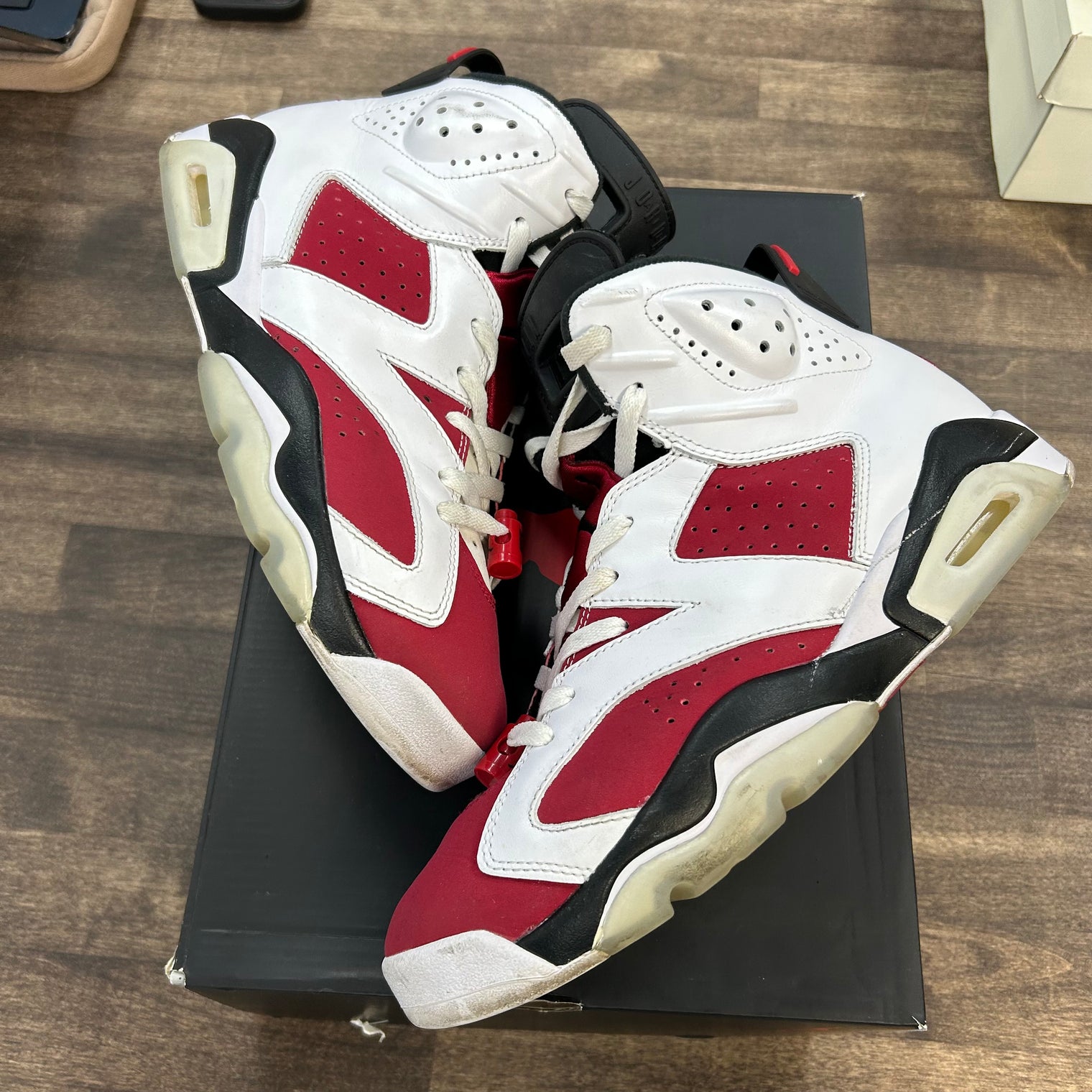 Air Jordan 6 Retro Carmine (2021) (USED)