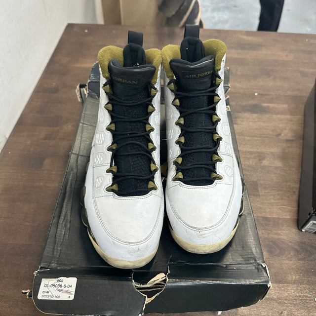 Statue Jordan 9 Retro (USED)