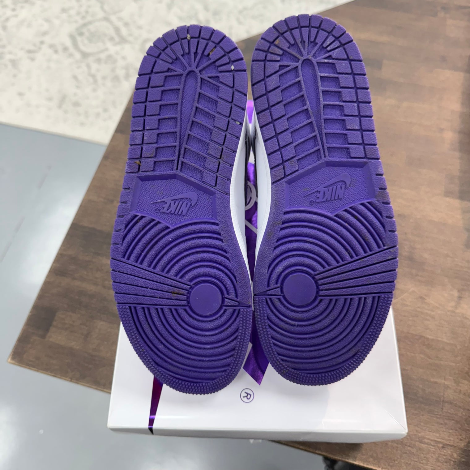 (W) Court Purple Jordan 1 High (USED)