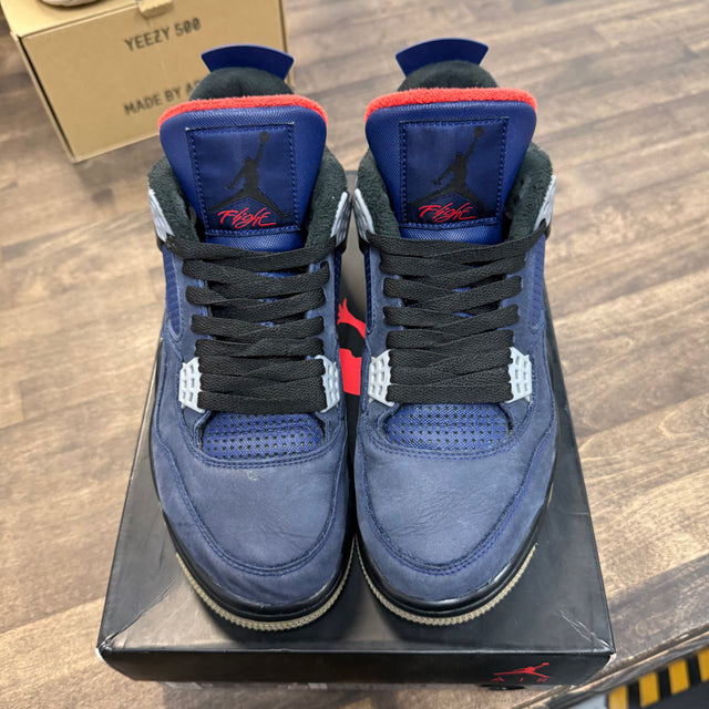 Winter Loyal Jordan 4 Retro (USED)