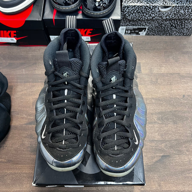 Hologram Foamposite (USED)