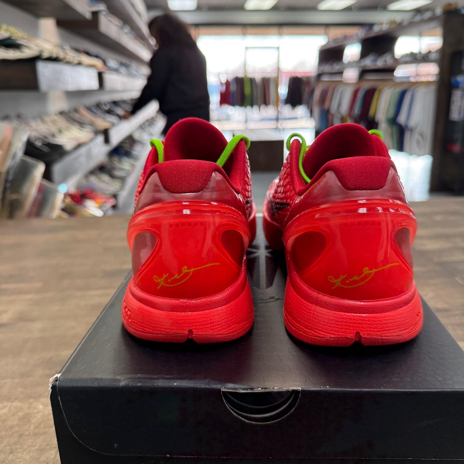 Reverse Grinch Nike Kobe 6 Protro (Lightly Worn)