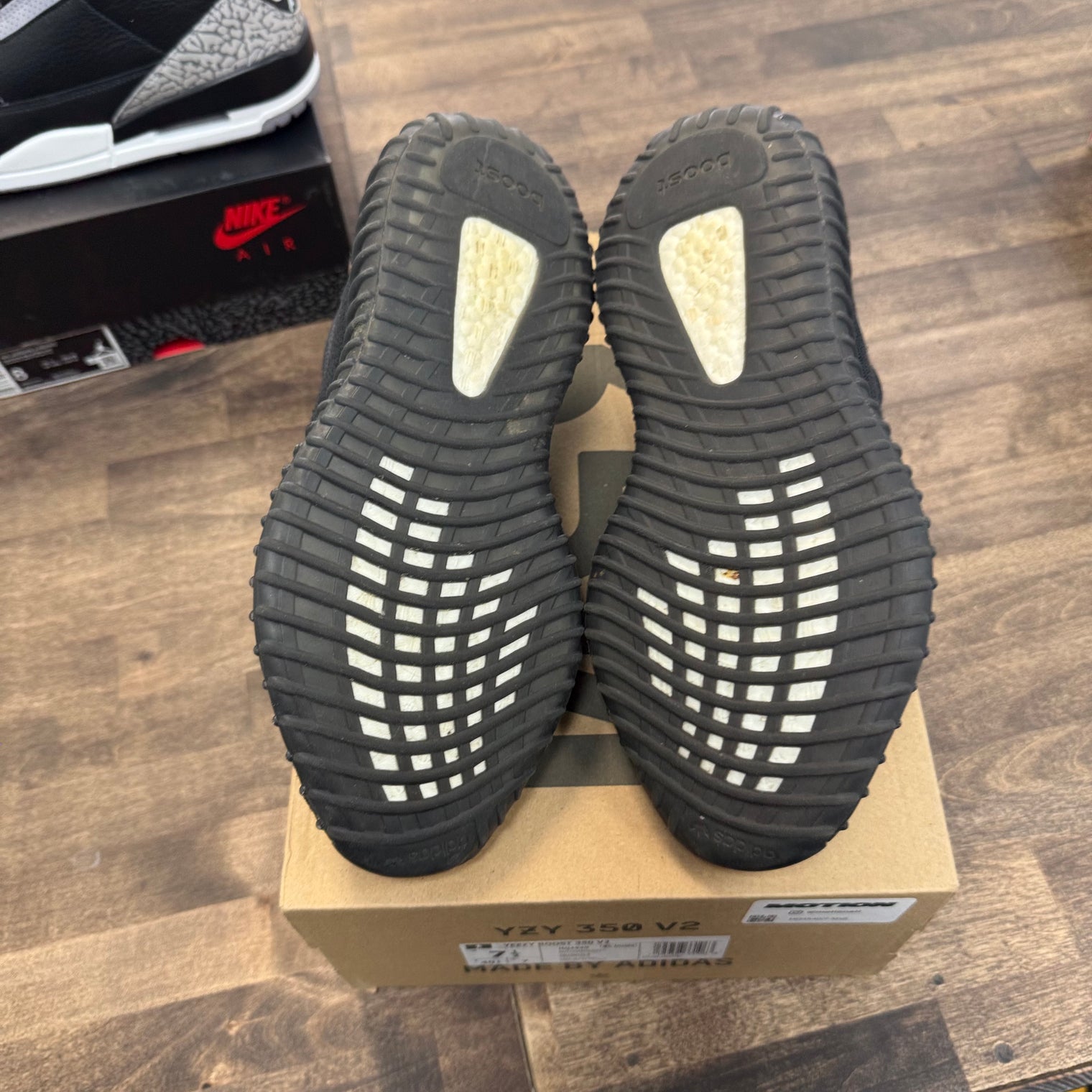 Onyx Yeezy 350 (USED)