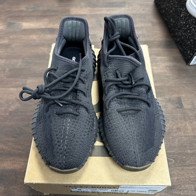 Cinder Yeezy 350 (USED)