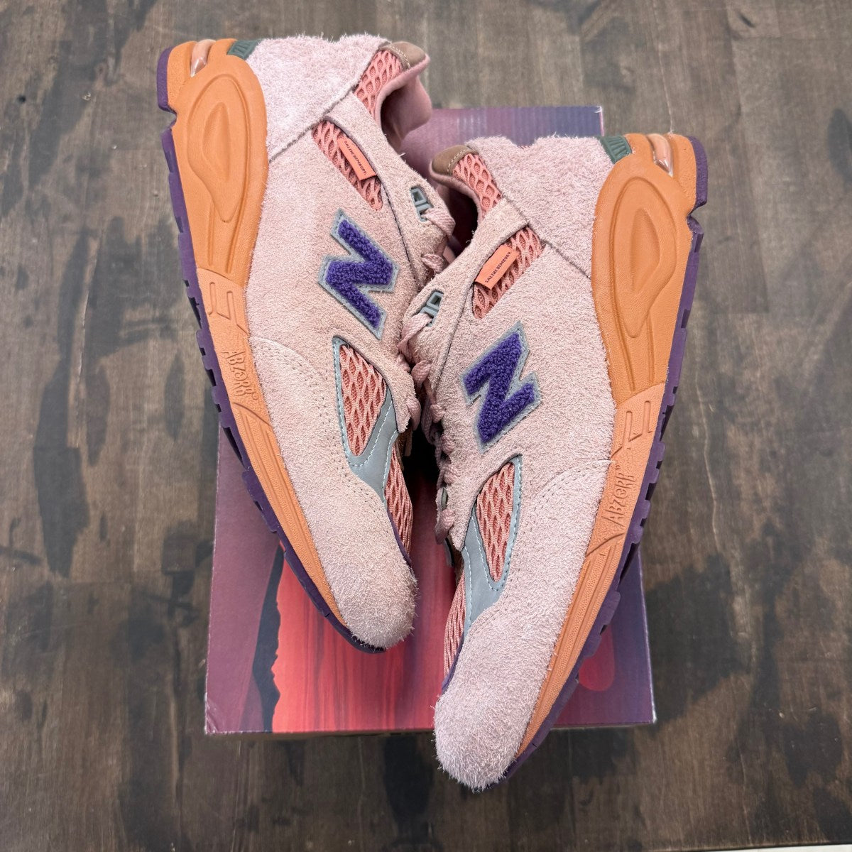 New Balance 990v2 Salehe Bembury Sand Be The Time Size 9.5 (Pre-Owned) - Image 1