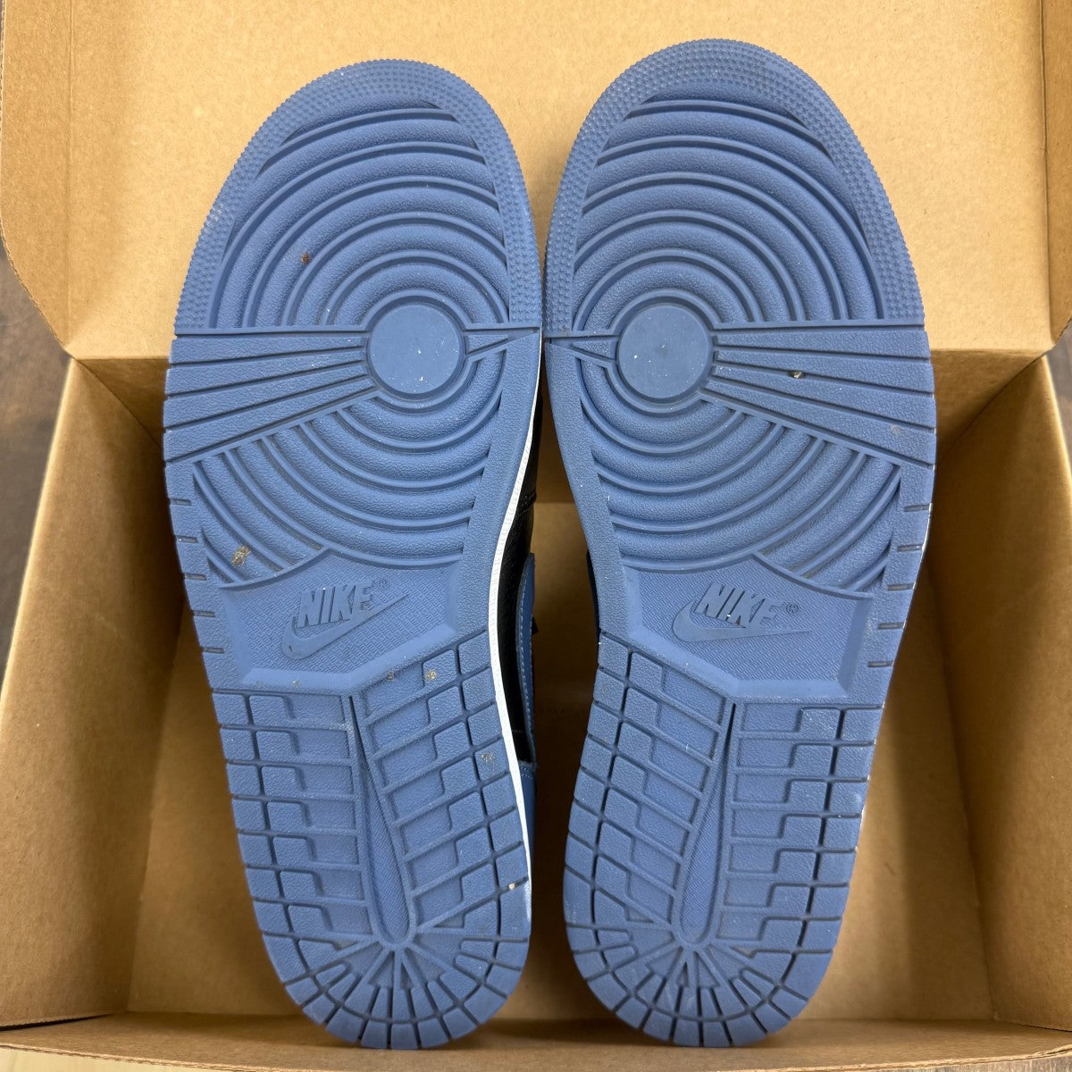 Jordan 1 Retro Low OG Mystic Navy Size 12 (Pre-Owned) - Image 5