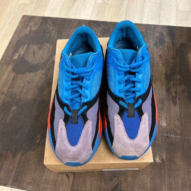 adidas Yeezy Boost 700 Hi-Res Blue Size 11 (Pre-Owned) - Image 2