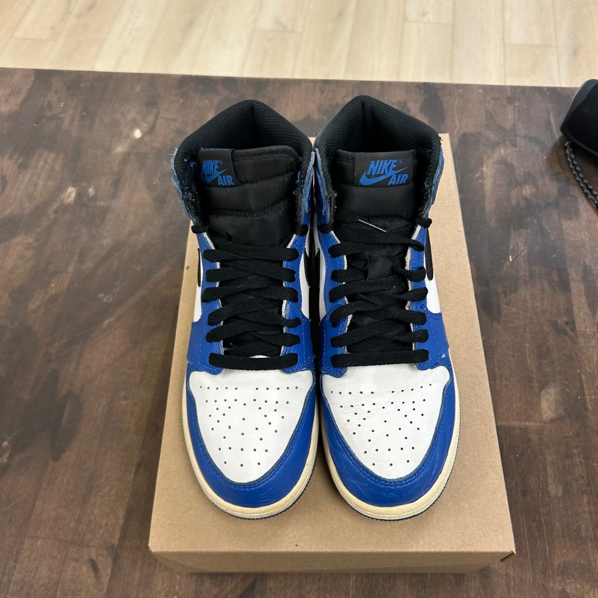 Jordan 1 Retro High Game Royal (GS) Size 6Y (Pre-Owned) - Image 2