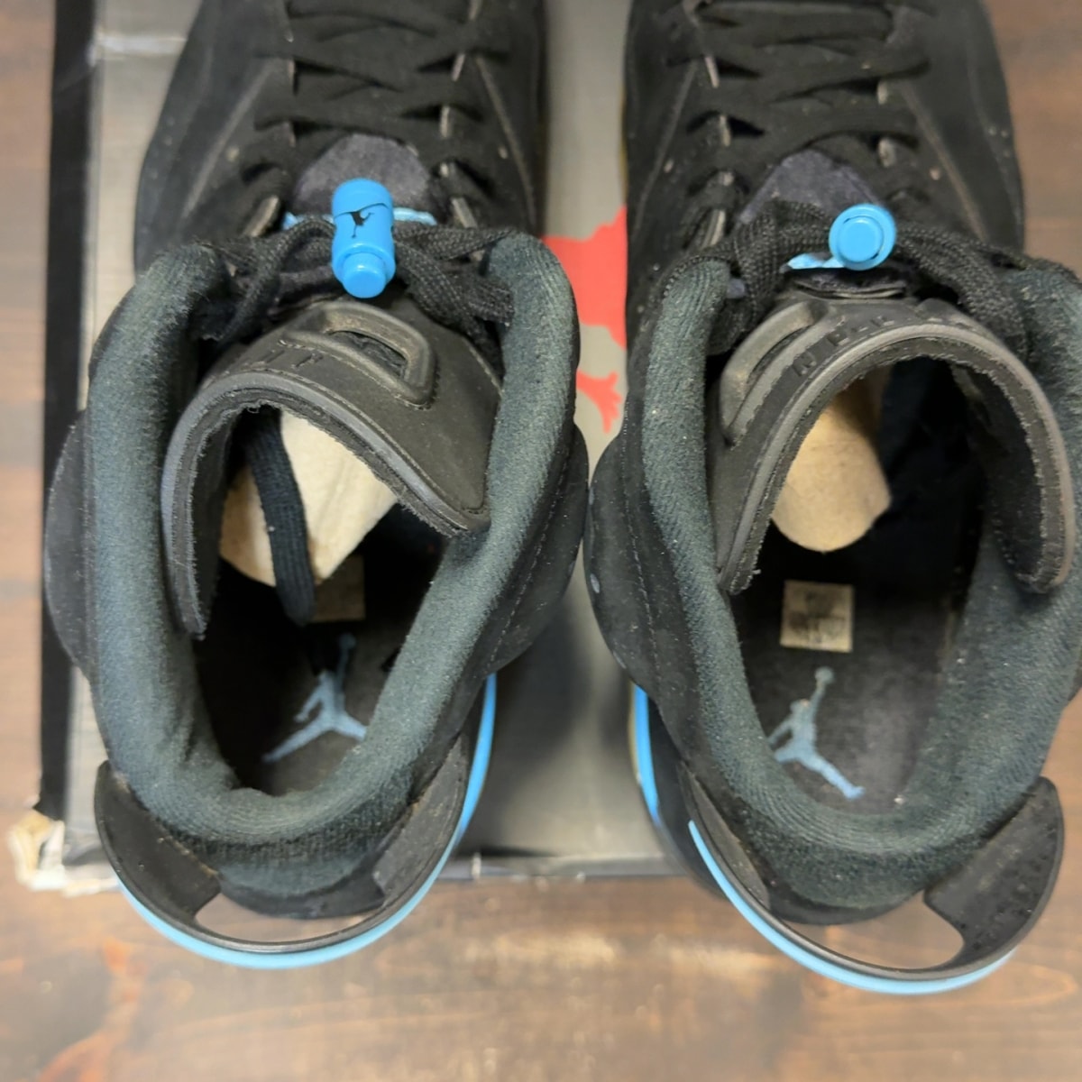 Jordan 6 Retro UNC Size 13 (Pre-Owned) - Image 6