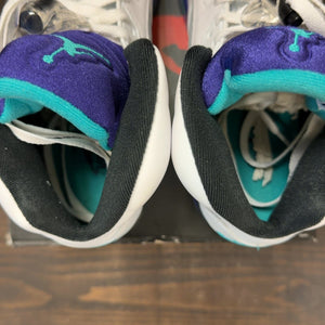 Jordan 5 Retro Grape (2025) Size 9.5 (Pre-Owned) - aux