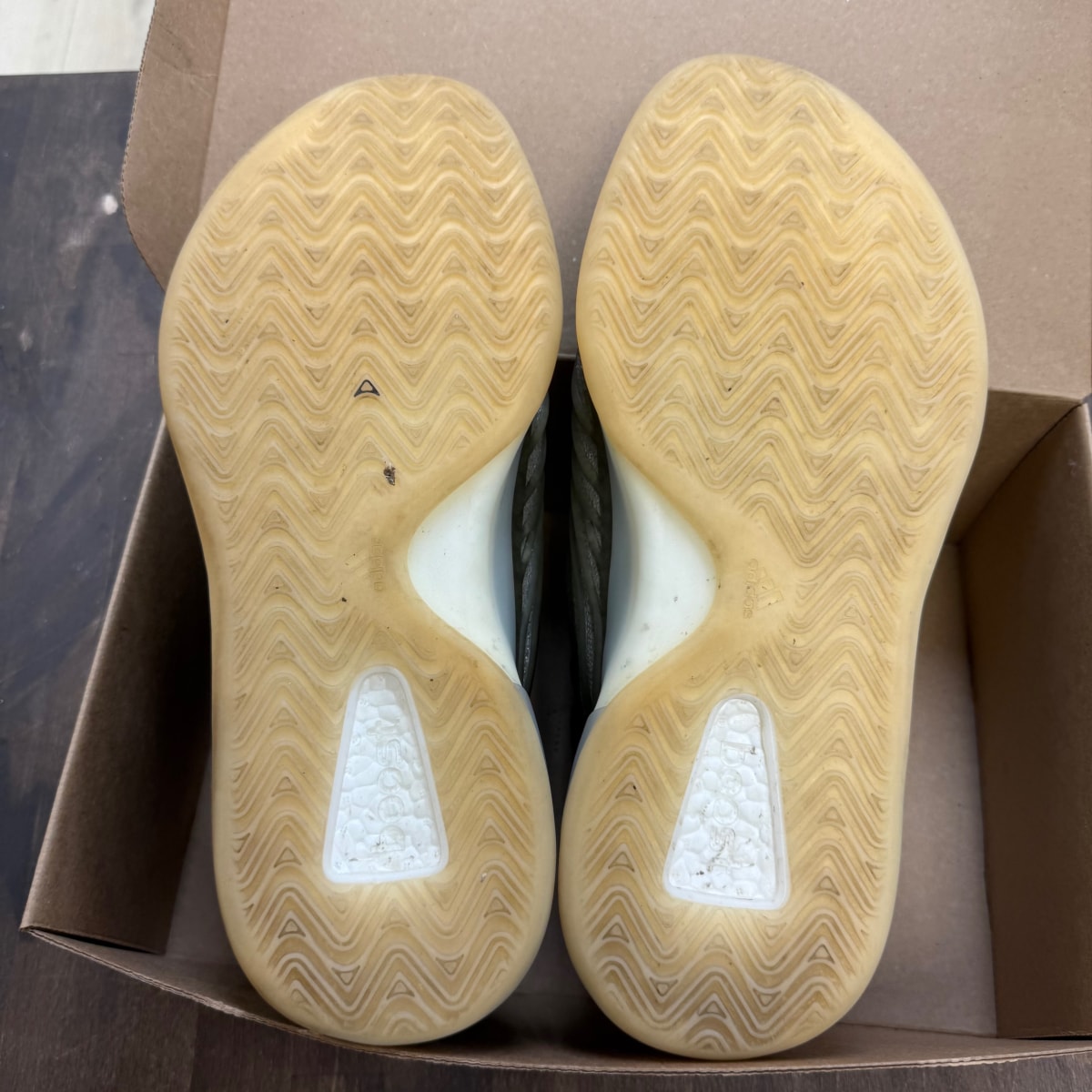 adidas Yeezy QNTM Barium Size 12 (Pre-Owned) - Image 3