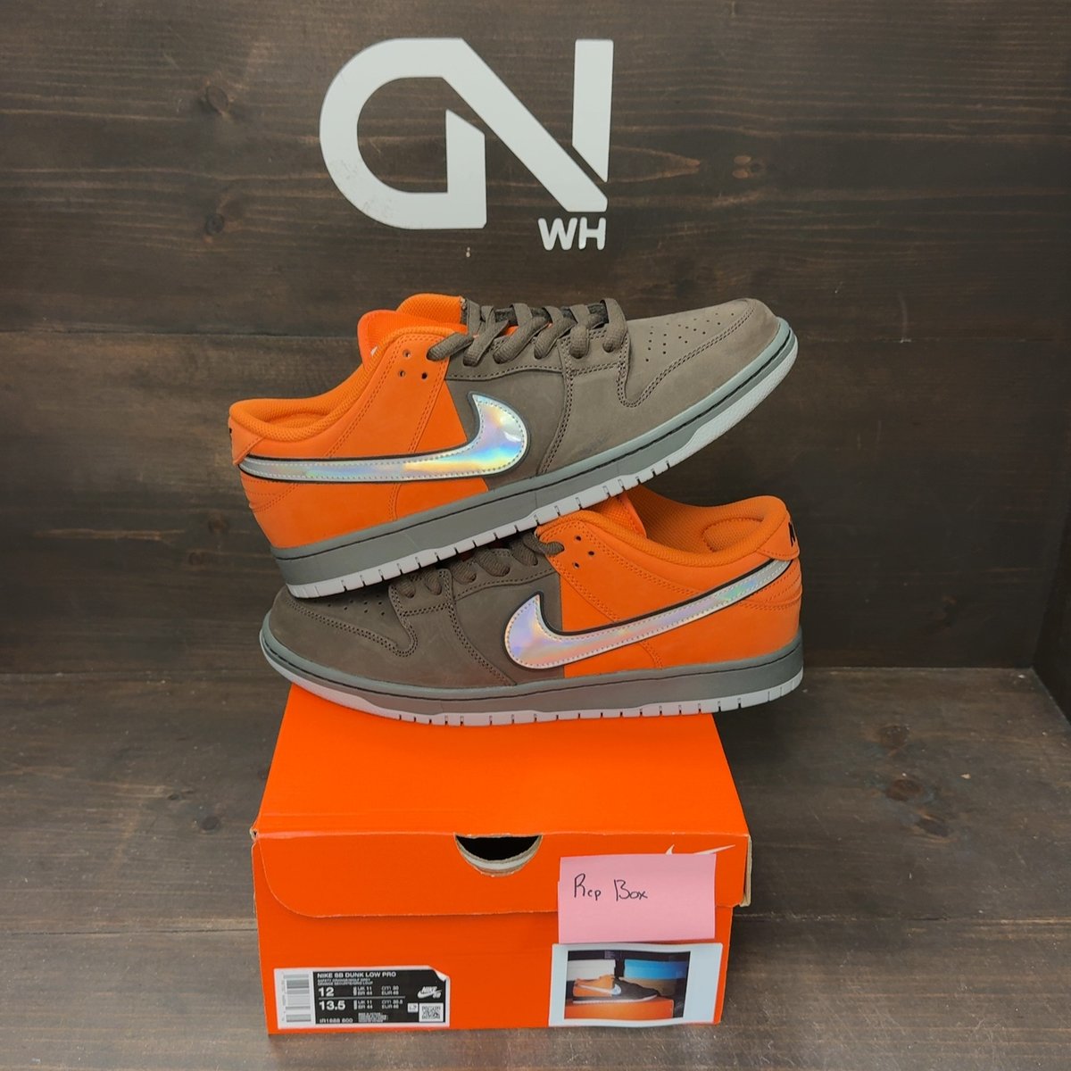 Nike SB Dunk Low Pro Muni Fast Pass Size 12 - front