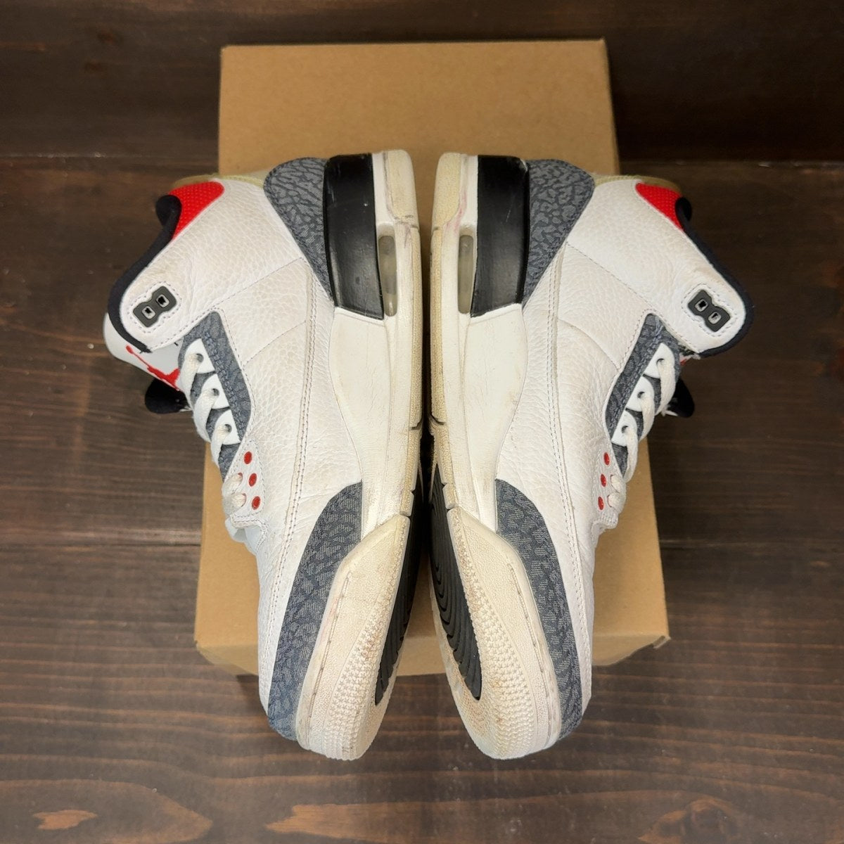 Jordan 3 Retro SE-T CO.JP Fire Red Denim Size 9.5 (Pre-Owned) - Image 4