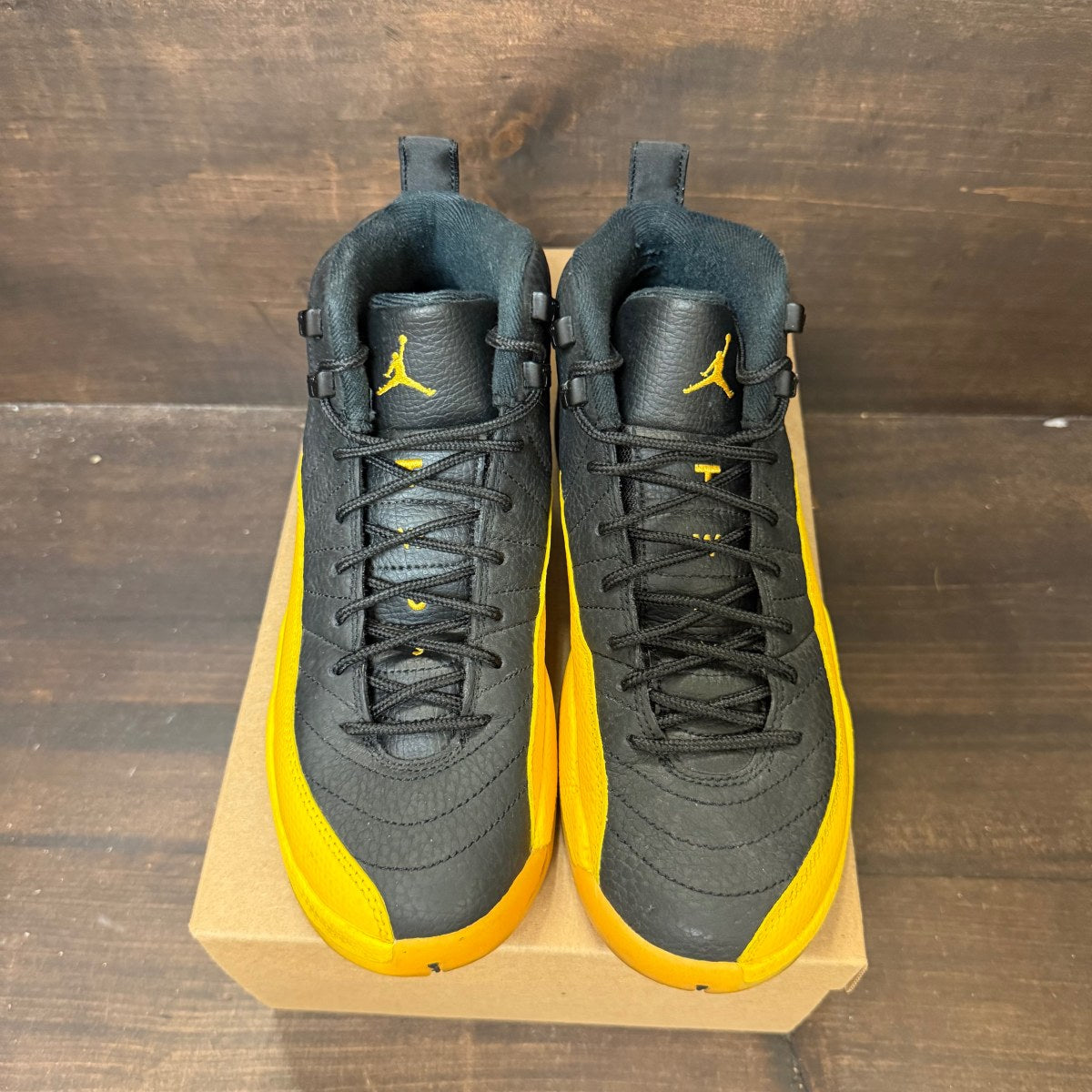 Jordan 12 Retro Black University Gold (GS) Size 7Y (Pre-Owned) - Image 2