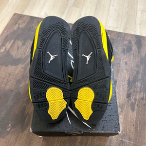 Jordan 4 Retro Thunder (2023) (Grade school) (US 5.5Y) (Lightly Worn) Size 5.5Y (Pre-Owned) - Image 5