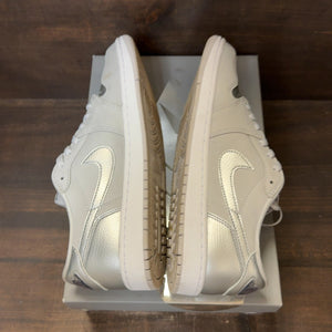 Jordan 1 Low OG Metallic Silver - Image 6