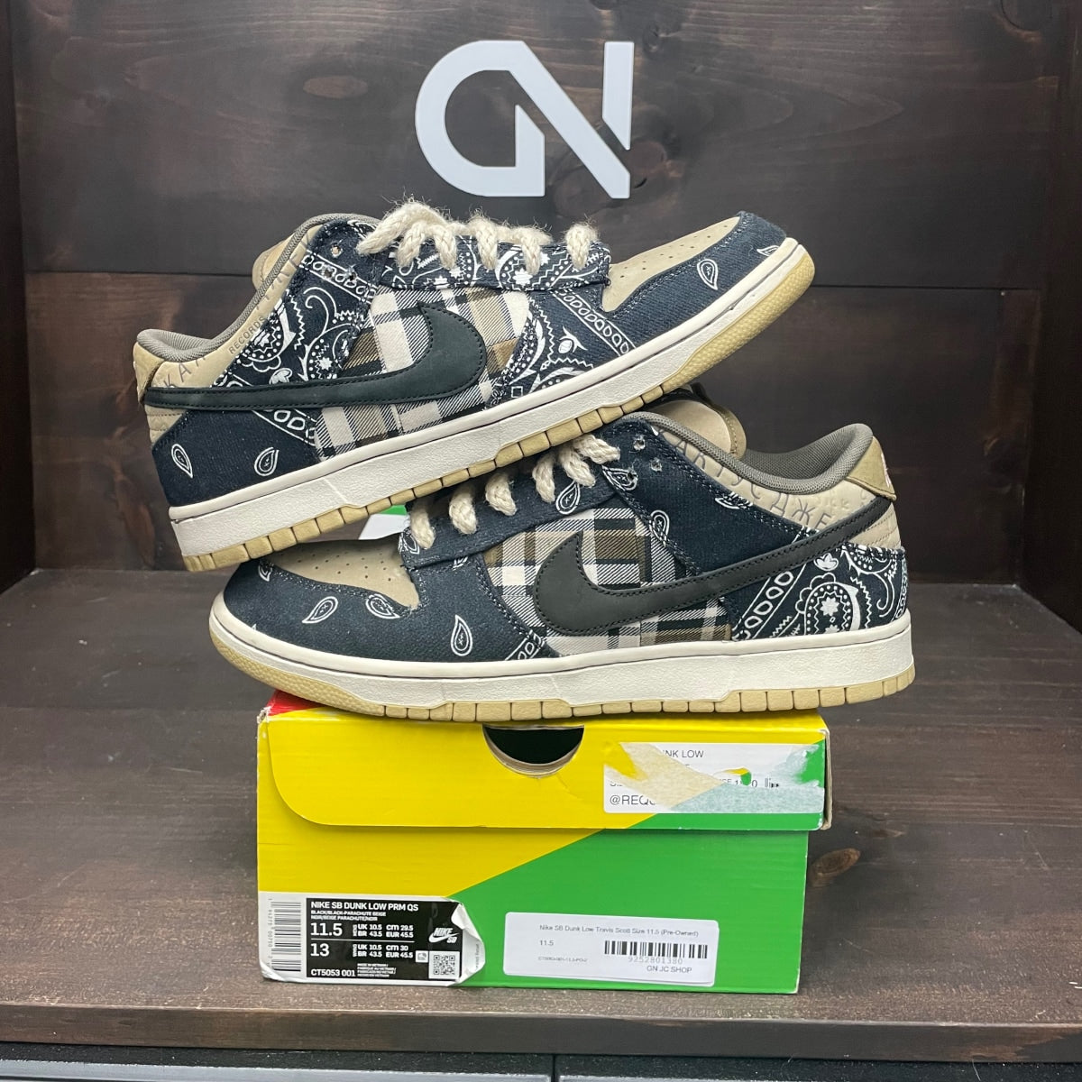 Nike SB Dunk Low Travis Scott - Image 1
