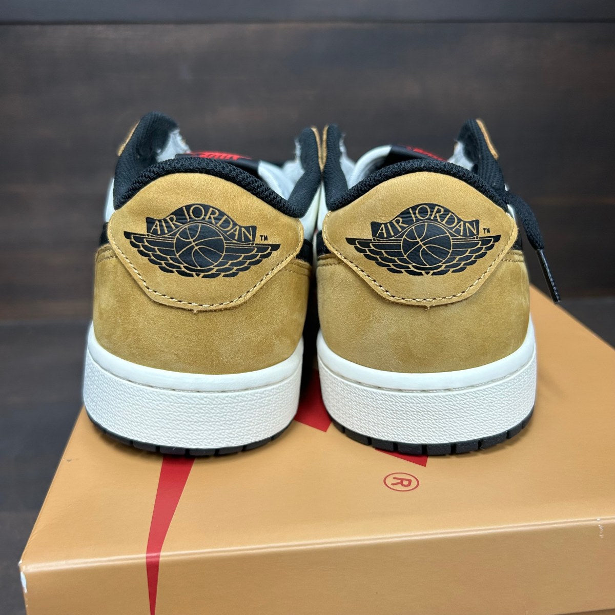 Jordan 1 Low OG Rookie of the Year - Image 5